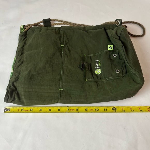 Fossil Surf Co Olive Green Ripstop Drawstring Tote Beach Bag Casual Tote Sling - Picture 7 of 8